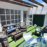 Puerto Marina Deluxe, apartamento en Benalmádena